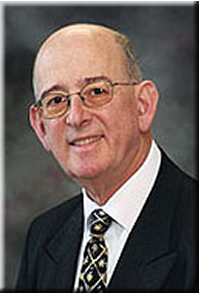 5img_geoffmorris-200_292-fw-u365350